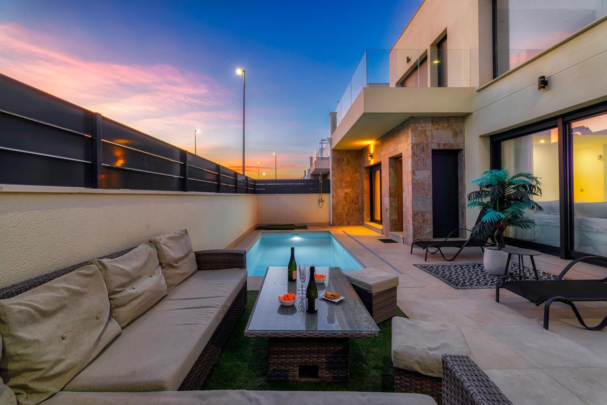 Villa White Diamond - Piscine - Plage 10 Minutes Daya Vieja Exterior photo